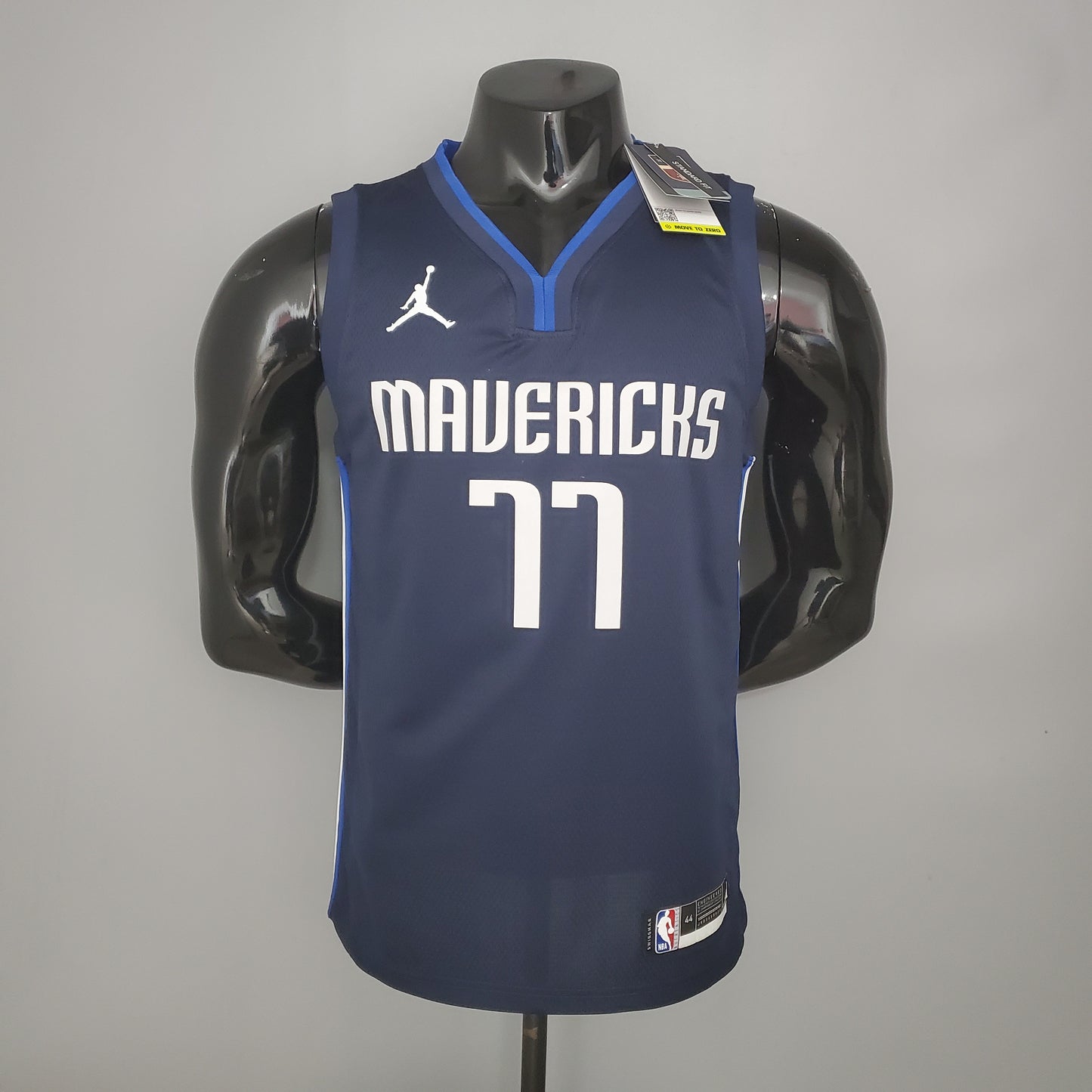 DALLAS MAVERICKS