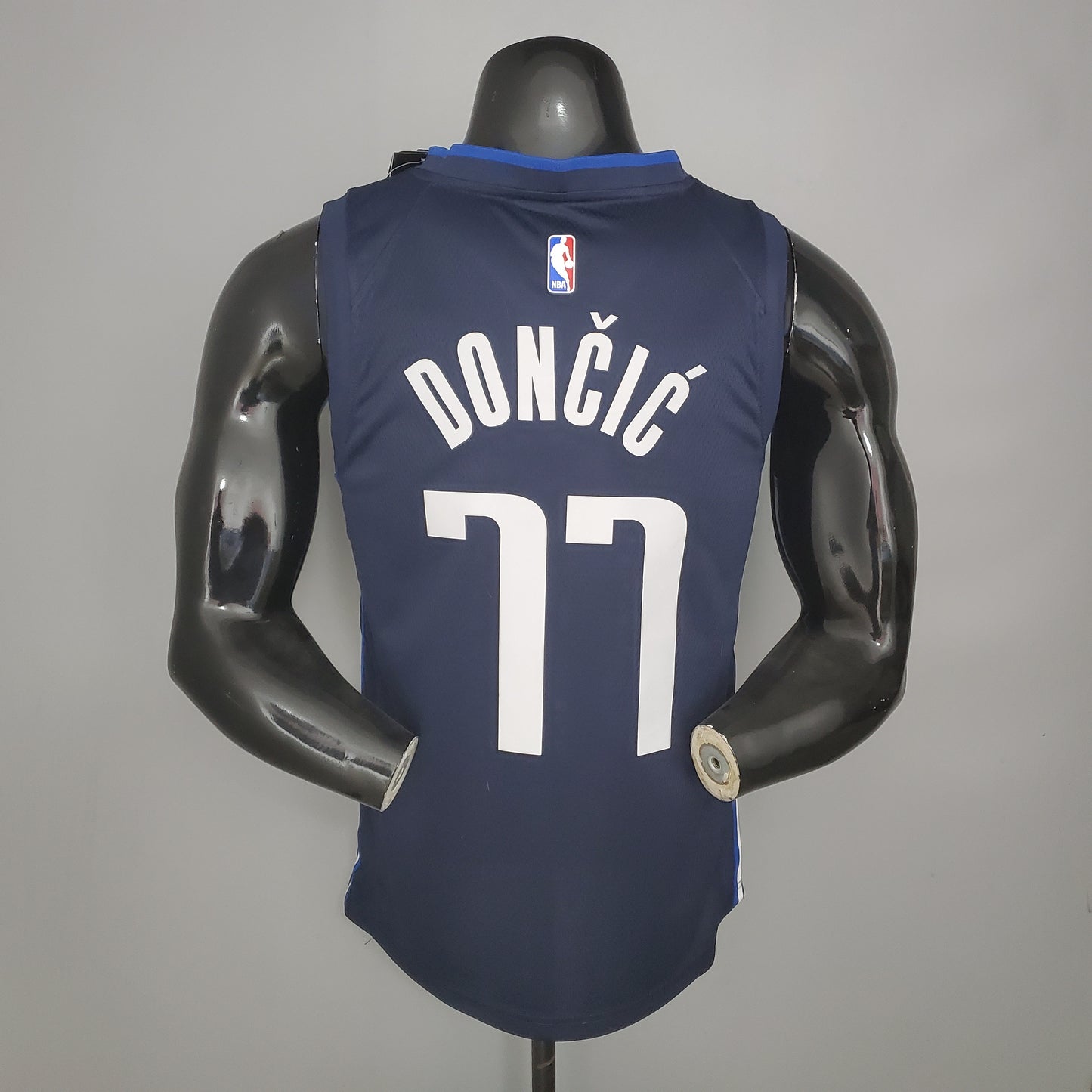 DALLAS MAVERICKS