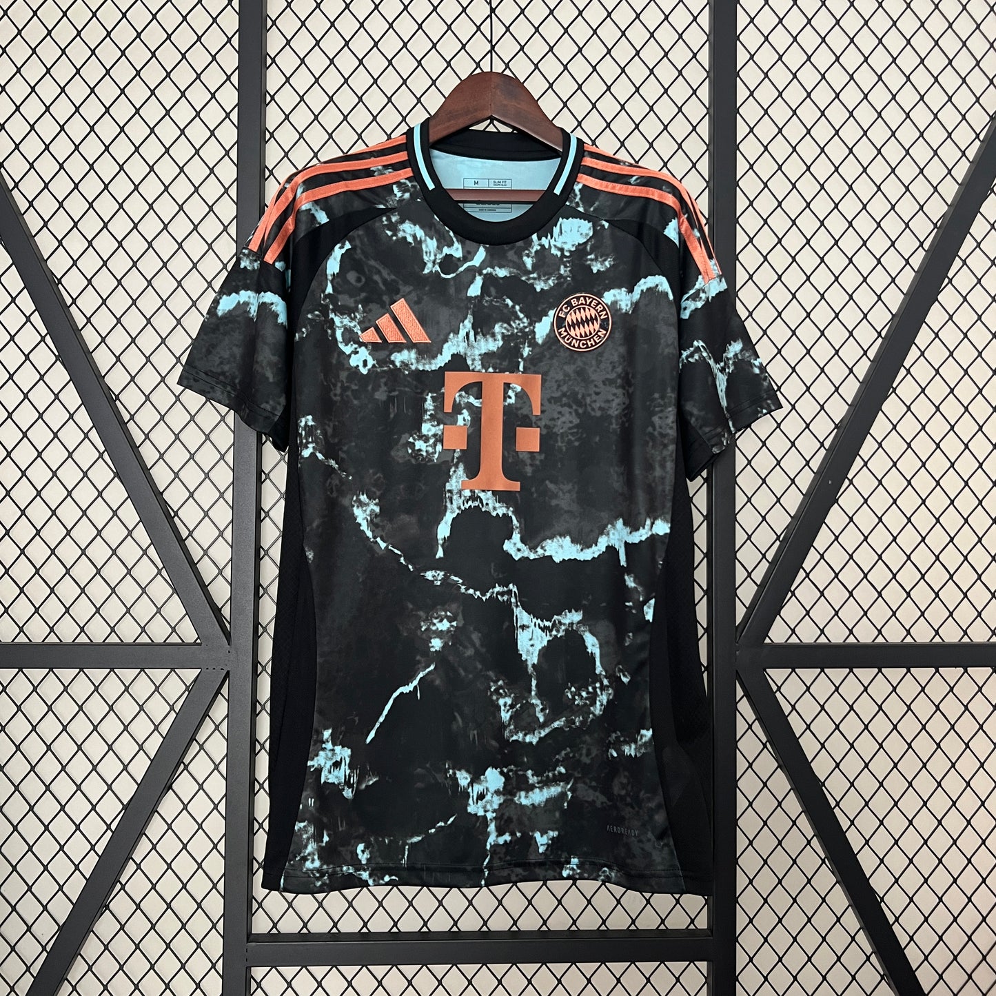 24/25 Bayern Munchen